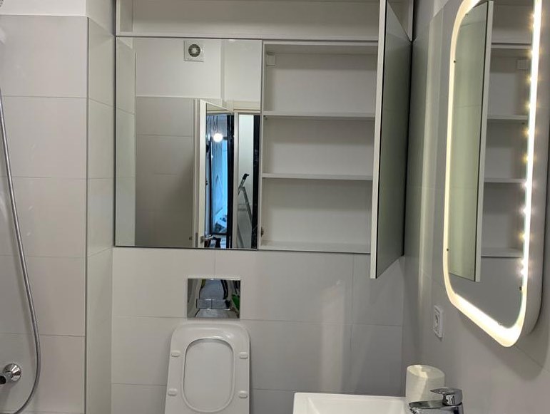 Corp baie complet echipat