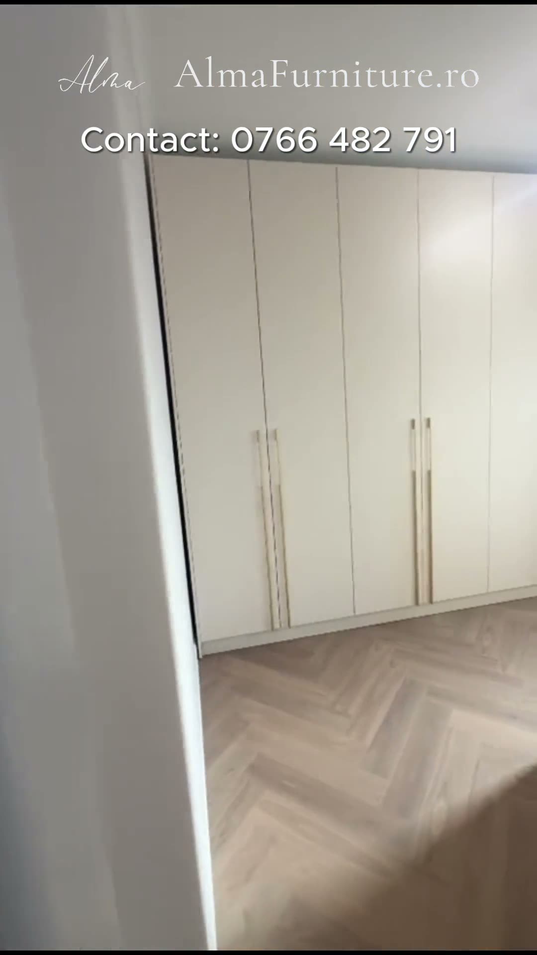 Dressing până în tavan